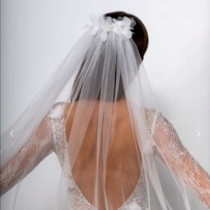 IVORY Monet Veil